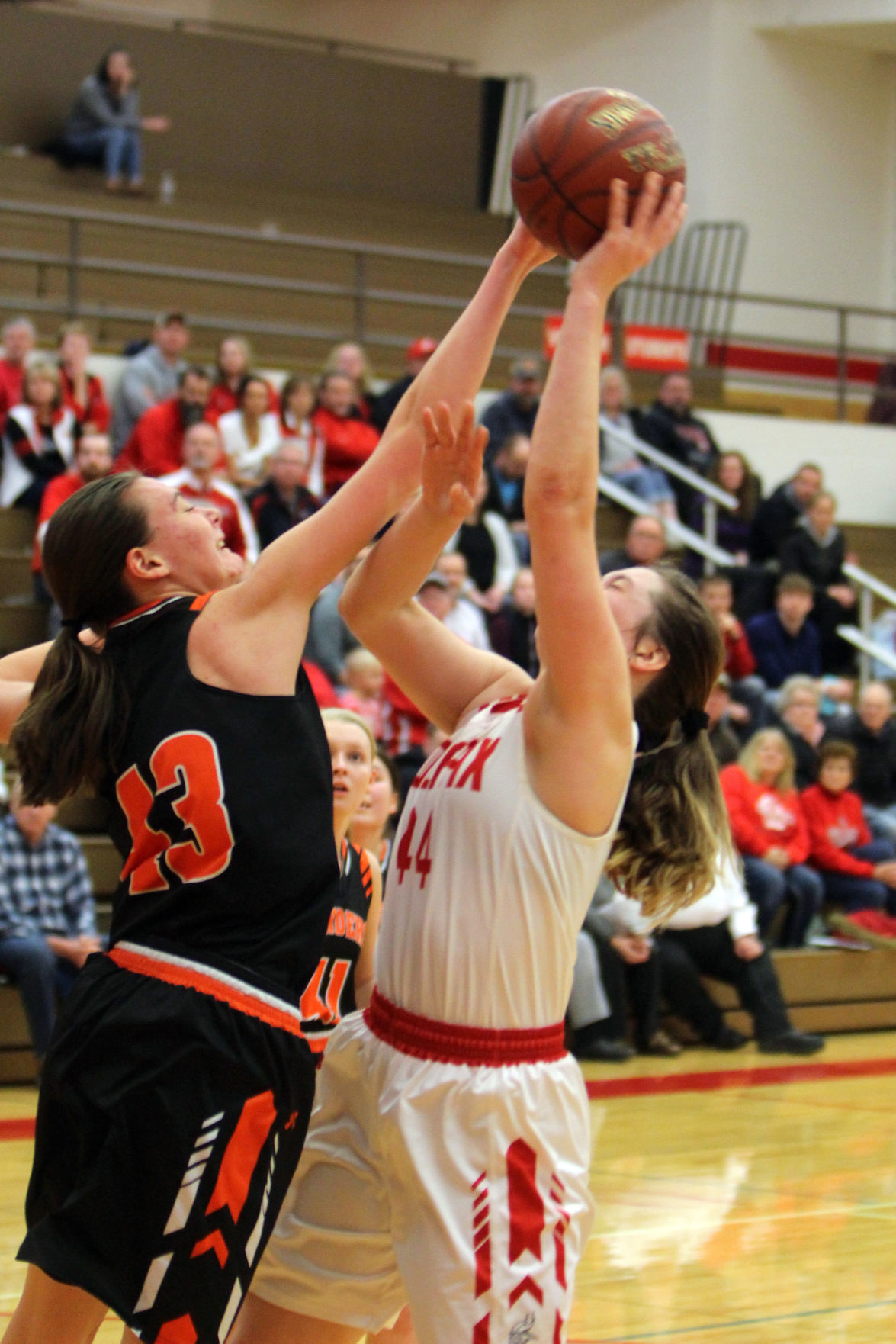 Elk Mound at Colfax girls basketball 12-5-19